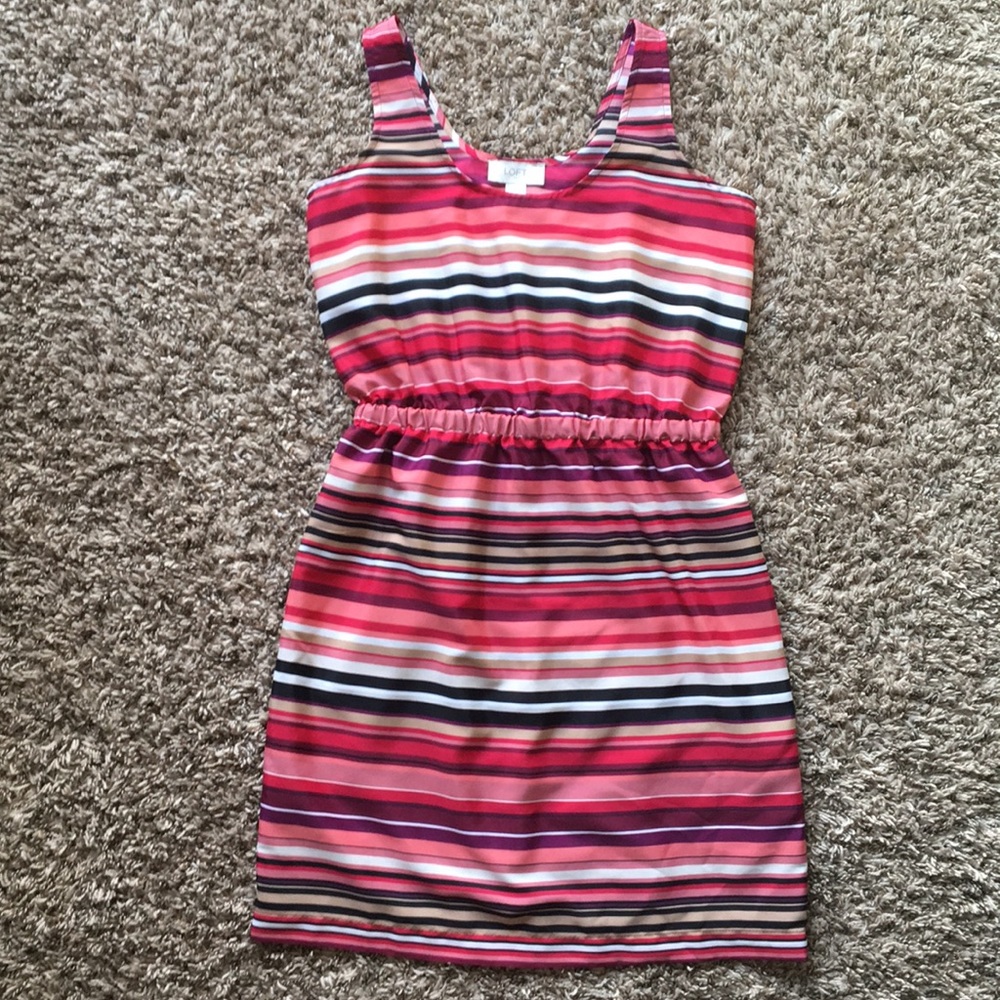 💲3/$15 NWOT!! Stripped LOFT Dress